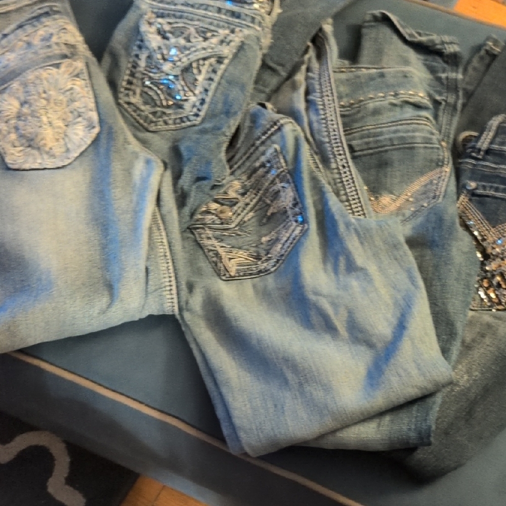 Women's Blue Embellished Jeans .Five Pair For $35.00